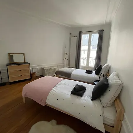 Apartment Bel Haussmannien Paris