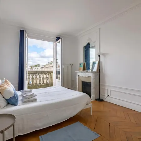 Apartment Bel Haussmannien Paris
